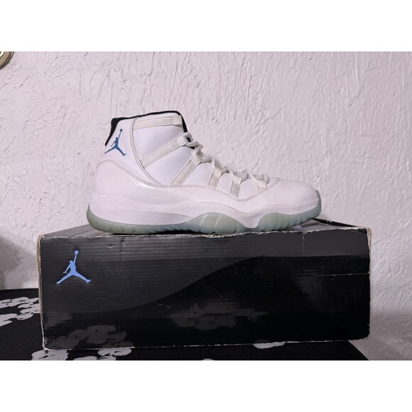 US 12 - Nike Air Jordan 11 Retro High OG Legend Blue / Colombia - 378037-117 - Picture 2 of 12